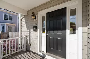 18 Hovey St, Newton, MA 02458 - Photo 2