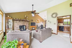 18 Duke St, Somerset, MA 02726 - Photo 10