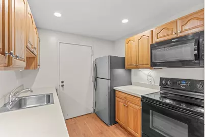 8 Post Oak Ln #20, Natick, MA 01760 - Photo 18