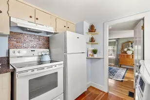 40 R Prospect St, Marblehead, MA 01945 - Photo 14