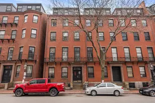17 Bowdoin St, Boston, MA 02114 - Photo 24