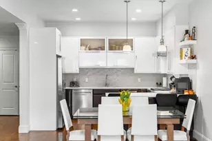 1471 Beacon St, Brookline, MA 02446 - Photo 10