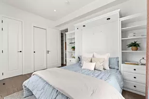 8 Leverett St, Brookline, MA 02445 - Photo 20