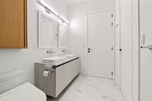 8 Leverett St, Brookline, MA 02445 - Photo 18