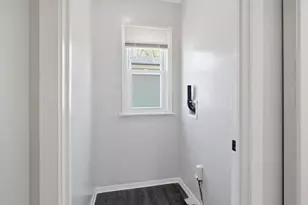 25 Victoria St, Springfield, MA 01104 - Photo 24