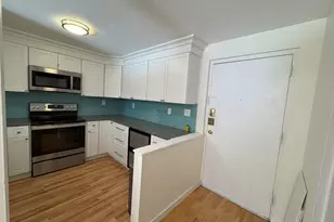 1321 Worcester Rd, Framingham, MA 01701 - Photo 2