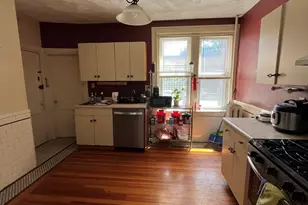 317 St Paul St, Brookline, MA 02446 - Photo 6