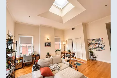 7 Harvard Sq #4A, Brookline, MA 02445 - Photo 2