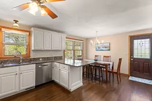 7 Leland Hill Rd, Grafton, MA 01560 - Photo 4