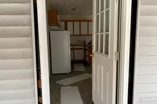 21 N Warren St, Woburn, MA 01801 - Photo 2