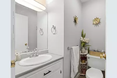112 Lowell St #11, Peabody, MA 01960 - Photo 8