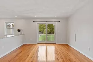 1 Anderson St, Peabody, MA 01960 - Photo 30
