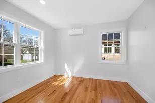 51 Willard, Lowell, MA 01850 - Photo 22