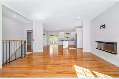 51 Willard, Lowell, MA 01850 - Photo 8