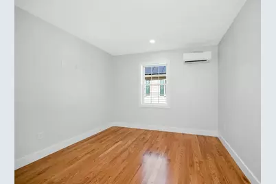 51 Willard, Lowell, MA 01850 - Photo 18