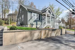 51 Willard, Lowell, MA 01850 - Photo 2