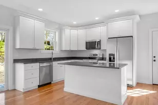 51 Willard, Lowell, MA 01850 - Photo 12