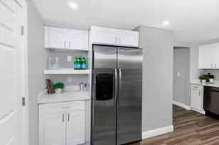 43 Riverside Dr, North Reading, MA 01864 - Photo 6