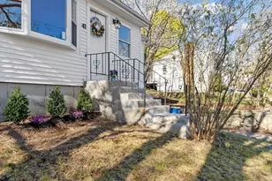 41 Maple St, Randolph, MA 02368 - Photo 32