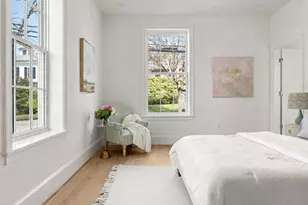 64 Pleasant St, Marblehead, MA 01945 - Photo 14
