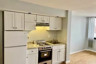 70 Southbridge St, Worcester, MA 01608 - Photo 4