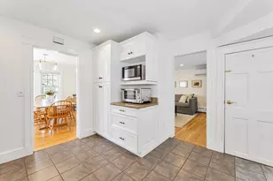 36 Martin St, Boston, MA 02132 - Photo 10