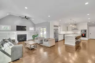 532 Lowell St, Lexington, MA 02420 - Photo 14