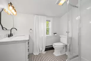 33 Pleasant St, Hopkinton, MA 01748 - Photo 24
