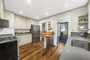 29 Thaxter Rd, Newton, MA 02460 - Photo 18
