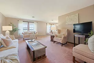 3 Sunnyside Ln, Milford, MA 01757 - Photo 6