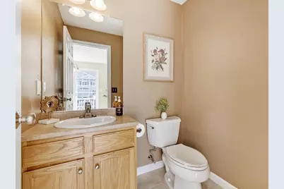 1975 Middlesex St #33, Lowell, MA 01851 - Photo 6