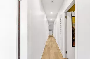122 Aldrich St, Boston, MA 02131 - Photo 24