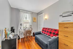 122 Aldrich St, Boston, MA 02131 - Photo 16