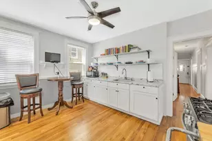122 Aldrich St, Boston, MA 02131 - Photo 4