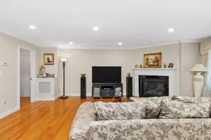 172 Bright St, Waltham, MA 02453 - Photo 10