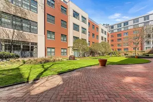 17 Otis St, Cambridge, MA 02141 - Photo 20