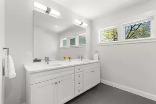 63 Cedar St, Newton, MA 02459 - Photo 28