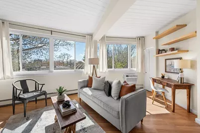 516 Green St #4B, Cambridge, MA 02139 - Photo 4