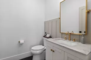 17 Manning St, Medford, MA 02155 - Photo 12