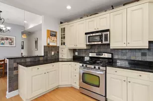 62 Winthrop St, Boston, MA 02119 - Photo 10
