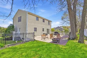 23 Bellmore Rd, Framingham, MA 01702 - Photo 2