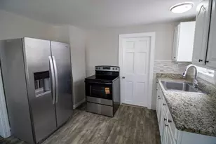 40-42 Holly St, Lawrence, MA 01841 - Photo 10