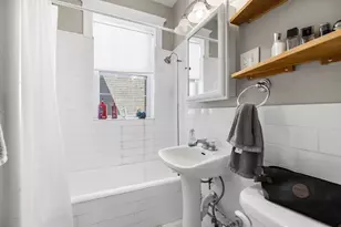 1633 Commonwealth Ave, Boston, MA 02135 - Photo 10