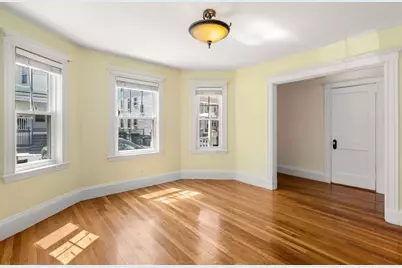 16 Woodlawn St #1, Boston, MA 02130 - Photo 6