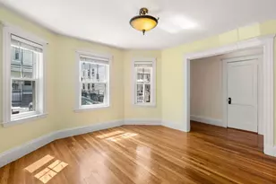16 Woodlawn St, Boston, MA 02130 - Photo 6