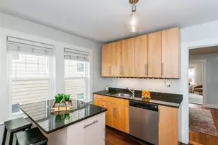 16 Woodlawn St, Boston, MA 02130 - Photo 34