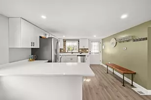 79 Crystal Lake Dr, Carver, MA 02330 - Photo 16
