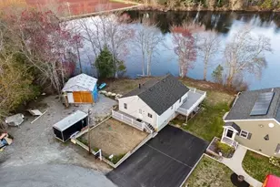 79 Crystal Lake Dr, Carver, MA 02330 - Photo 6