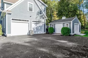 27 Garfield Ave, Danvers, MA 01923 - Photo 4
