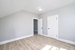 4 Oliver St, Fall River, MA 02724 - Photo 12